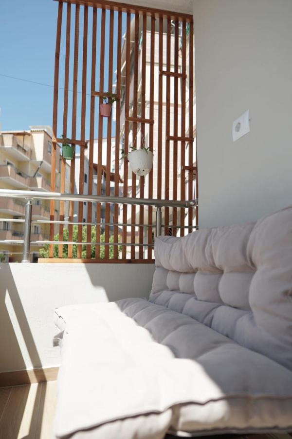 Luka'S Apartment Sarandë エクステリア 写真